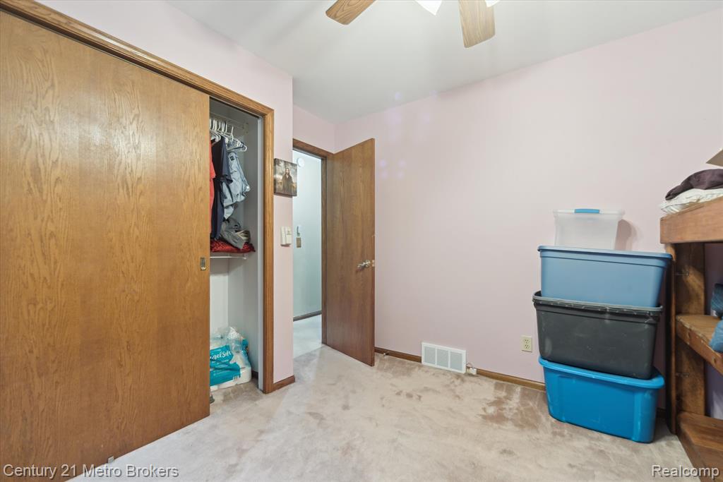 14210 West Burt Road Chesaning, MI 48616 - Photo 25 of 44 Gallery Image 25