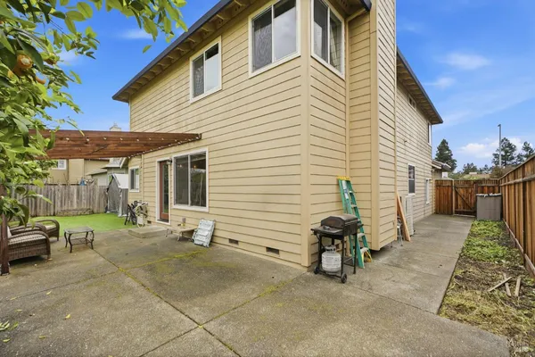 $875,000 | 1731 Walnut Creek Drive, Santa Rosa, CA 95403