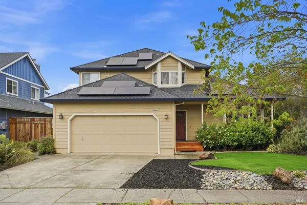 $875,000 | 1731 Walnut Creek Drive, Santa Rosa, CA 95403