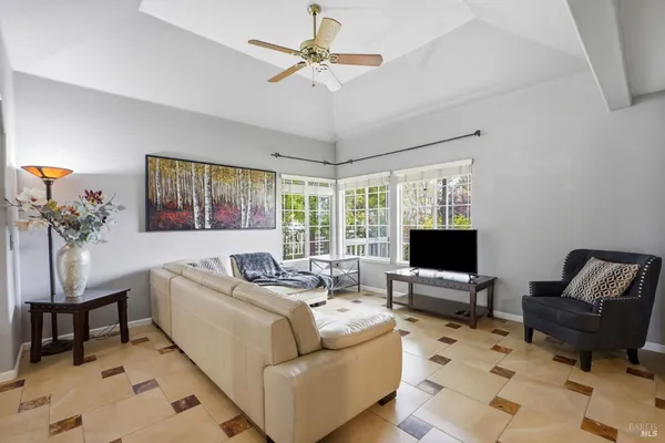 $875,000 | 1731 Walnut Creek Drive, Santa Rosa, CA 95403