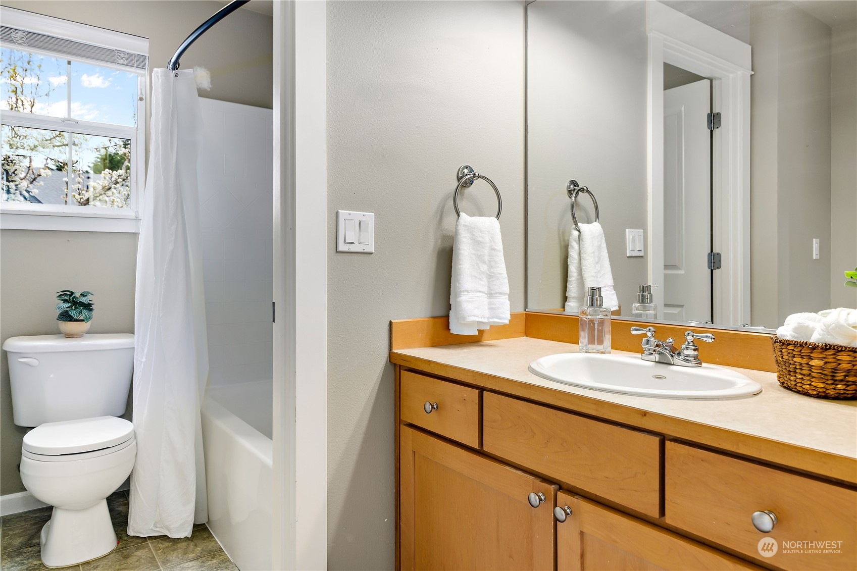 659 Lyons Avenue Northeast Renton, WA 98059 - Photo 21 of 30 Gallery Image 21