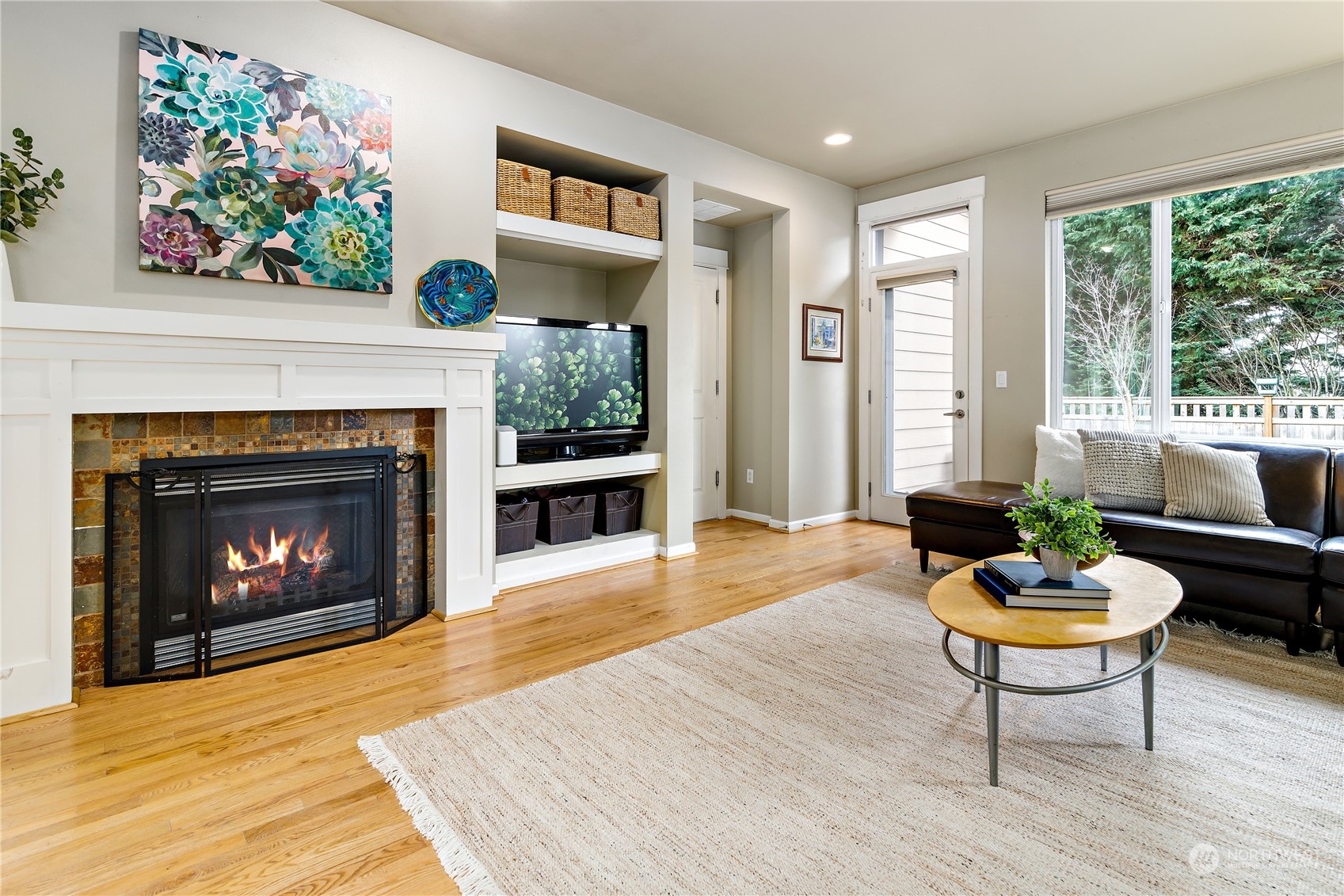 659 Lyons Avenue Northeast Renton, WA 98059 - Photo 5 of 30 Gallery Image 5