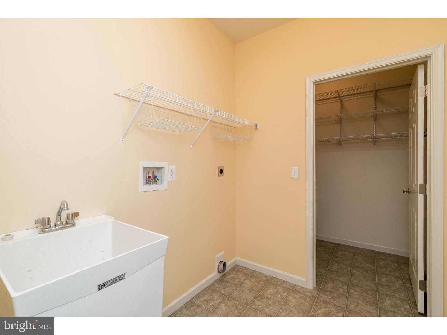 202 Crescent Road, Unit 13 Landenberg, PA 19350 - Photo 22 of 25 Laundry Room