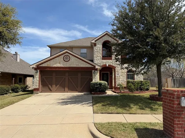 $3,700 | 304 Serenade Lane, Euless, TX 76039