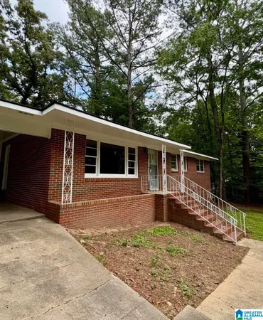 $145,000 | 801 Bonnie Drive, Weaver, AL 36277
