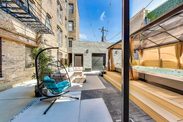 $8,200 | 650 West Wrightwood Avenue, Unit 1, Chicago, IL 60614