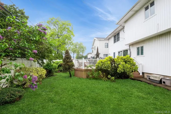 $1,875,000 | 748 Sherwood Street, Valley Stream, NY 11581