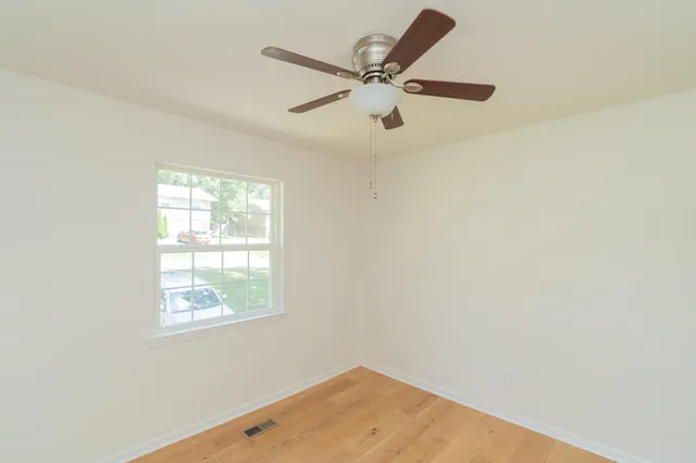 $280,000 | 410 Bardwood Lane, Hixson, TN 37343