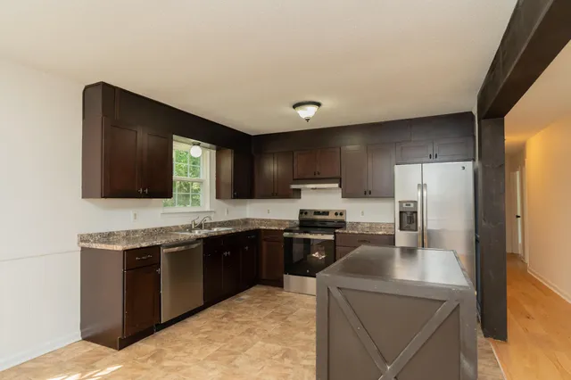 $280,000 | 410 Bardwood Lane, Hixson, TN 37343