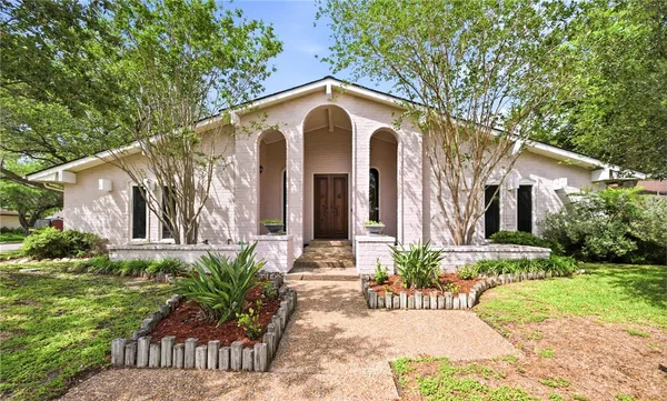 $409,000 | 5418 Whitemarsh Drive, Corpus Christi, TX 78413