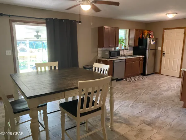 $189,900 | 226 Highway 77, Chipley, FL 32428