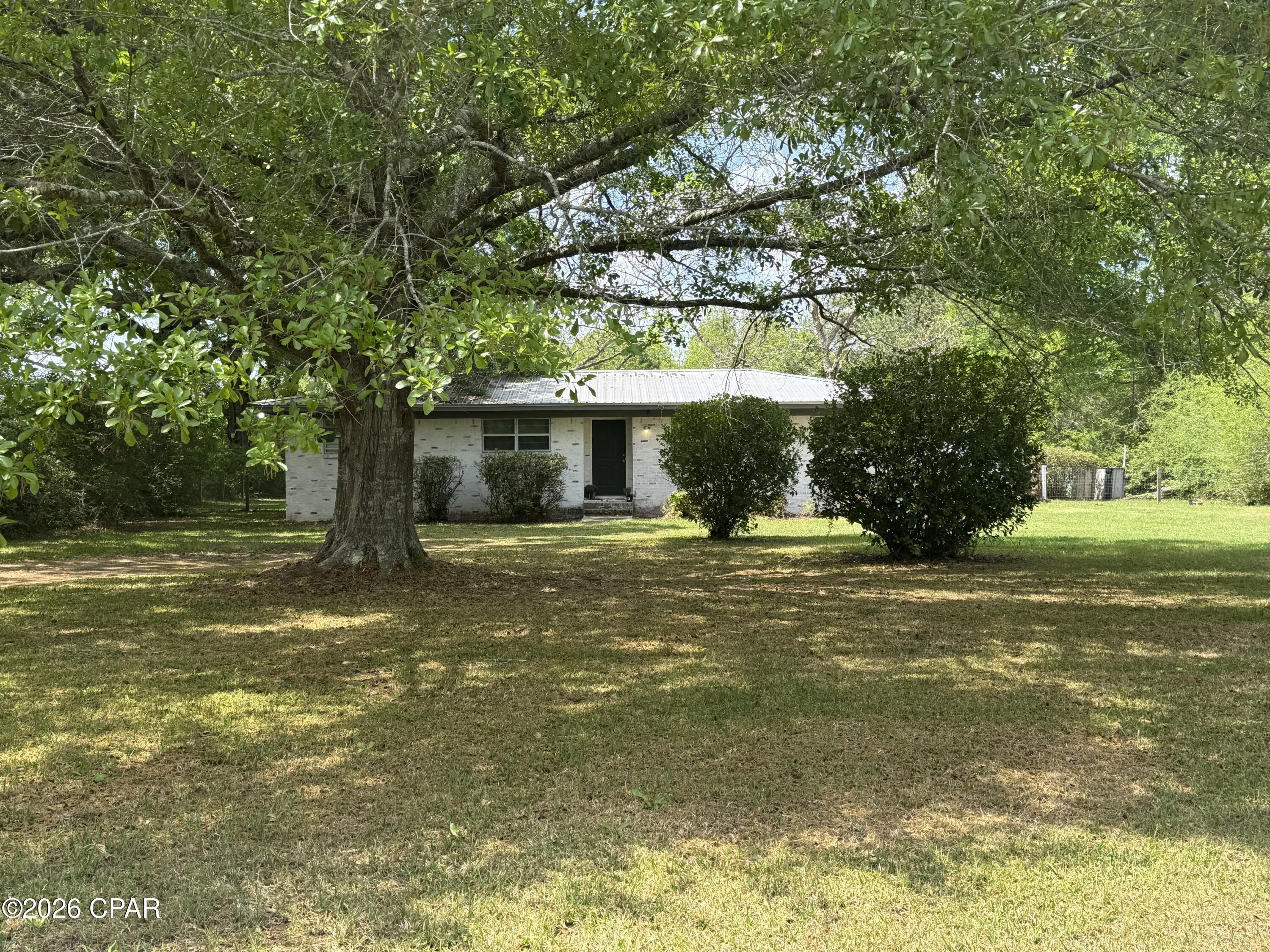 226 Highway 77 Chipley, FL 32428 - Photo 2 of 26