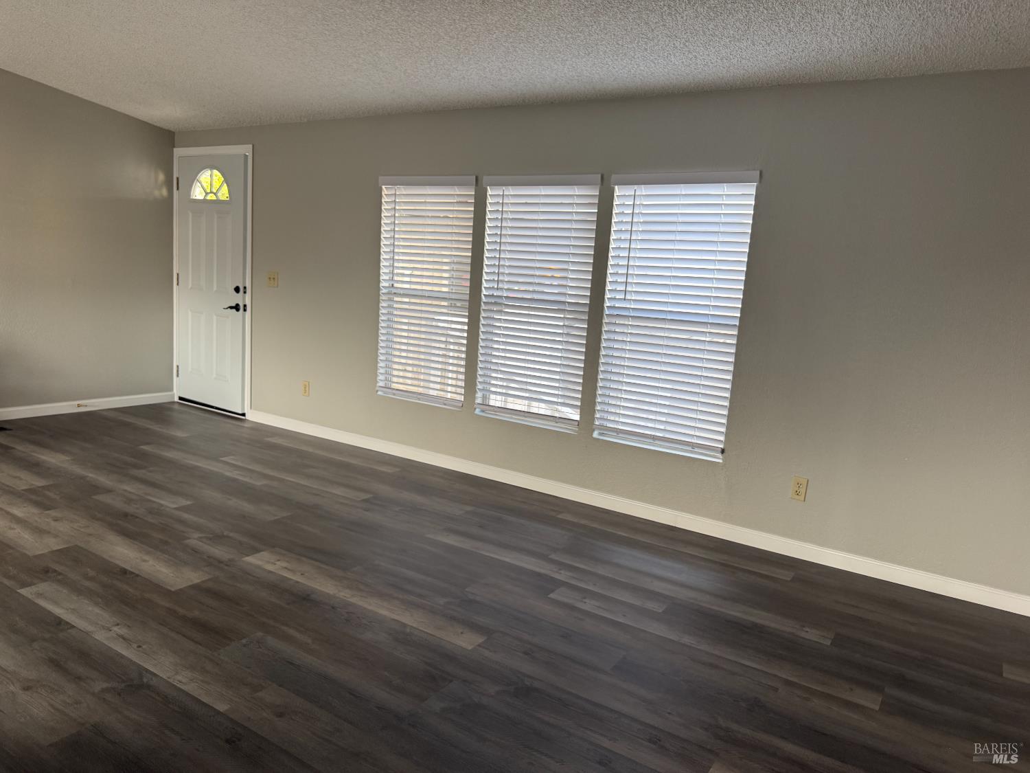 5300 Rexford Way Santa Rosa, CA 95403 - Photo 4 of 11