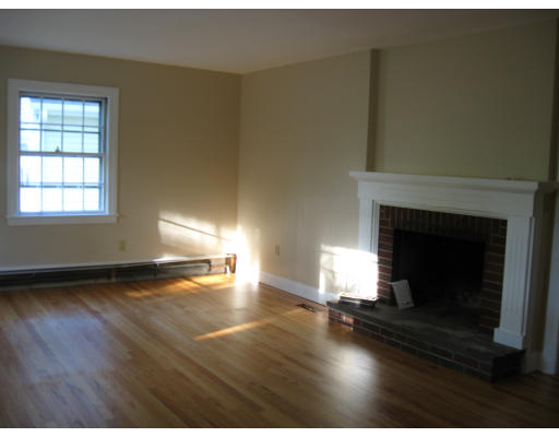 19 Bean Road Sterling, MA 01564 - Photo 3 of 13 Gallery Image 3
