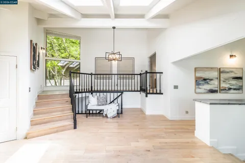 $3,995,000 | 1006 Howard Hills Road, Lafayette, CA 94549
