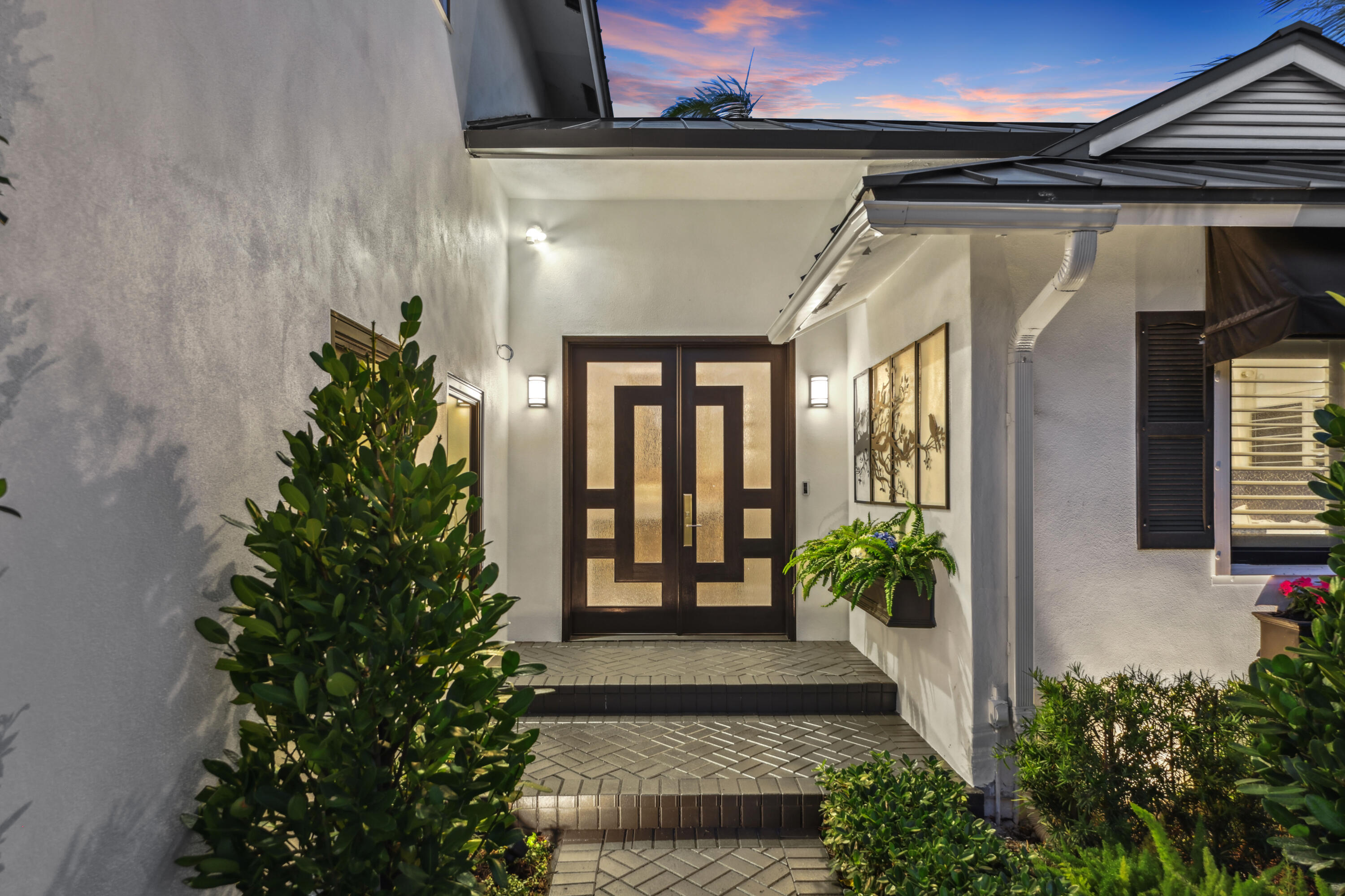125 Marlin Drive Ocean Ridge, FL 33435 - Photo 3 of 121 Entrance