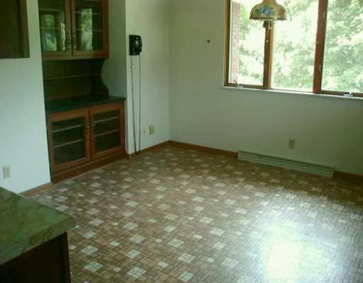 824 Whitestown Road Butler, PA 16001 - Photo 6 of 6 Kitchen.