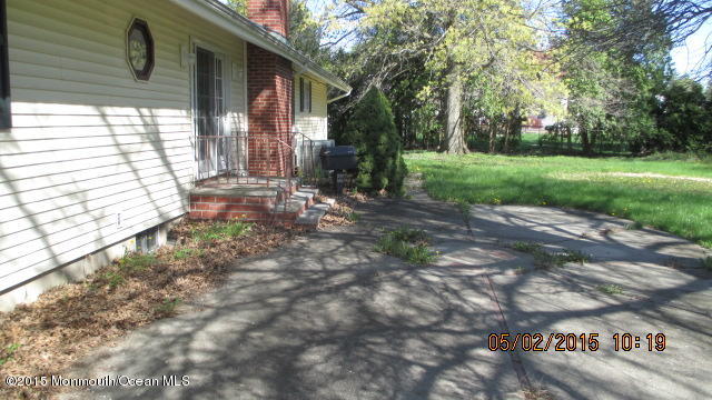 79 Lancaster Road Freehold, NJ 07728 - Photo 11 of 13 PATIO