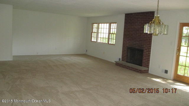 79 Lancaster Road Freehold, NJ 07728 - Photo 5 of 13 LRDRFL2
