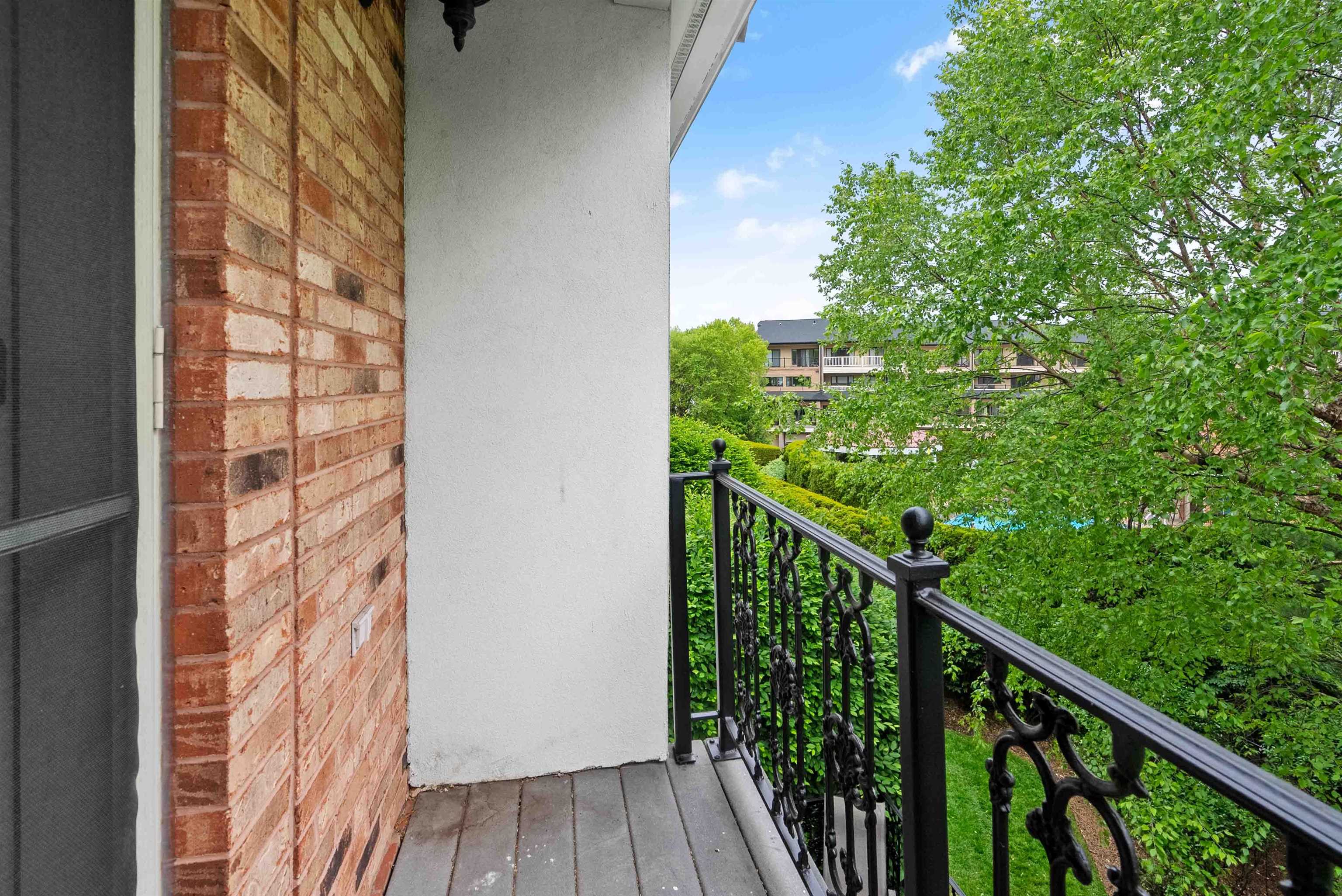 103 Hudson Cove Edgewater, NJ 07020 - Photo 33 of 49