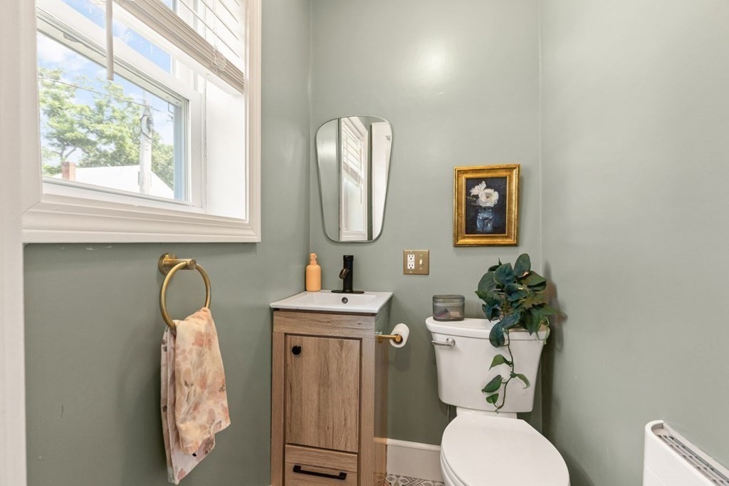 17 Wildwood Road Medford, MA 02155 - Photo 13 of 33 Gallery Image 13