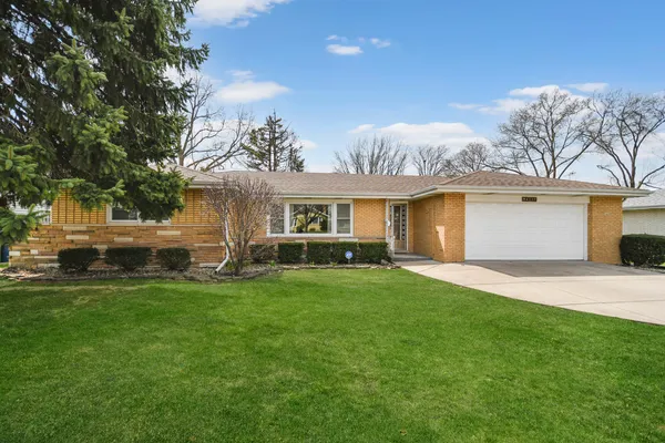 $354,873 | 4117 West 91st Place, Oak Lawn, IL 60453