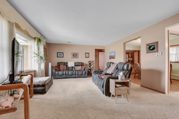 $354,873 | 4117 West 91st Place, Oak Lawn, IL 60453