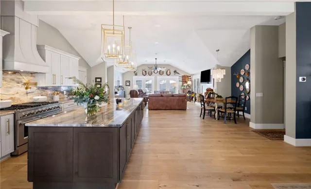 $15,000 | 8175 Main Street, Woodstock, GA 30188