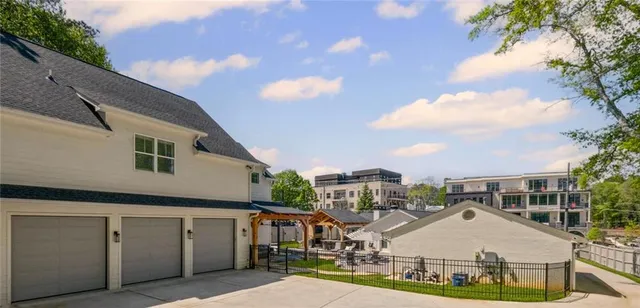 $15,000 | 8175 Main Street, Woodstock, GA 30188