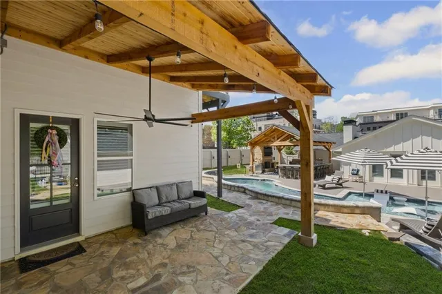 $15,000 | 8175 Main Street, Woodstock, GA 30188