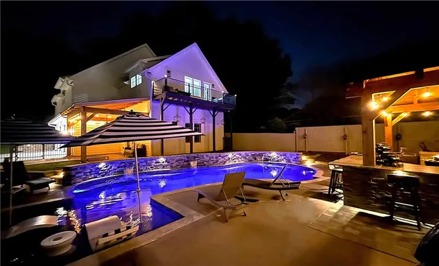 $15,000 | 8175 Main Street, Woodstock, GA 30188