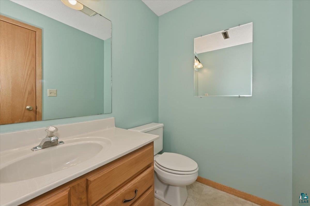 4113 Tioga Street Duluth, MN 55804 - Photo 24 of 31 Lower Level Bath