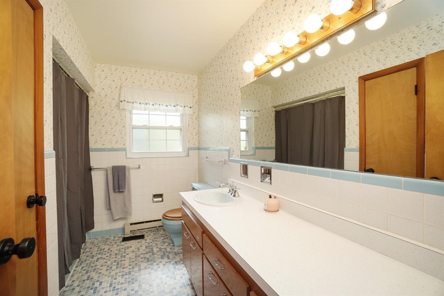 9653 Dick Road Harrison, OH 45030 - Photo 13 of 30 Gallery Image 13