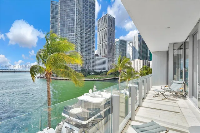 $40,000 | 300 Biscayne Blvd Way, Unit 301E, Miami, FL 33131