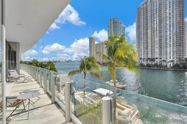 $40,000 | 300 Biscayne Blvd Way, Unit 301E, Miami, FL 33131