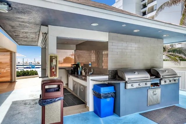 $10,000 | 3546 South Ocean Boulevard, Unit 721, South Palm Beach, FL 33480