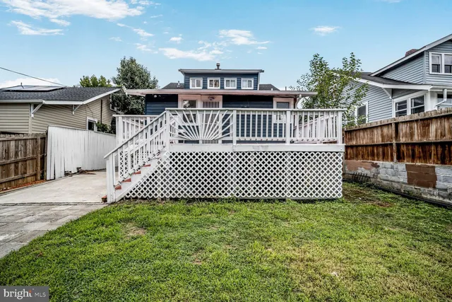 $440,000 | 4004 Lawrence Street, Brentwood, MD 20722