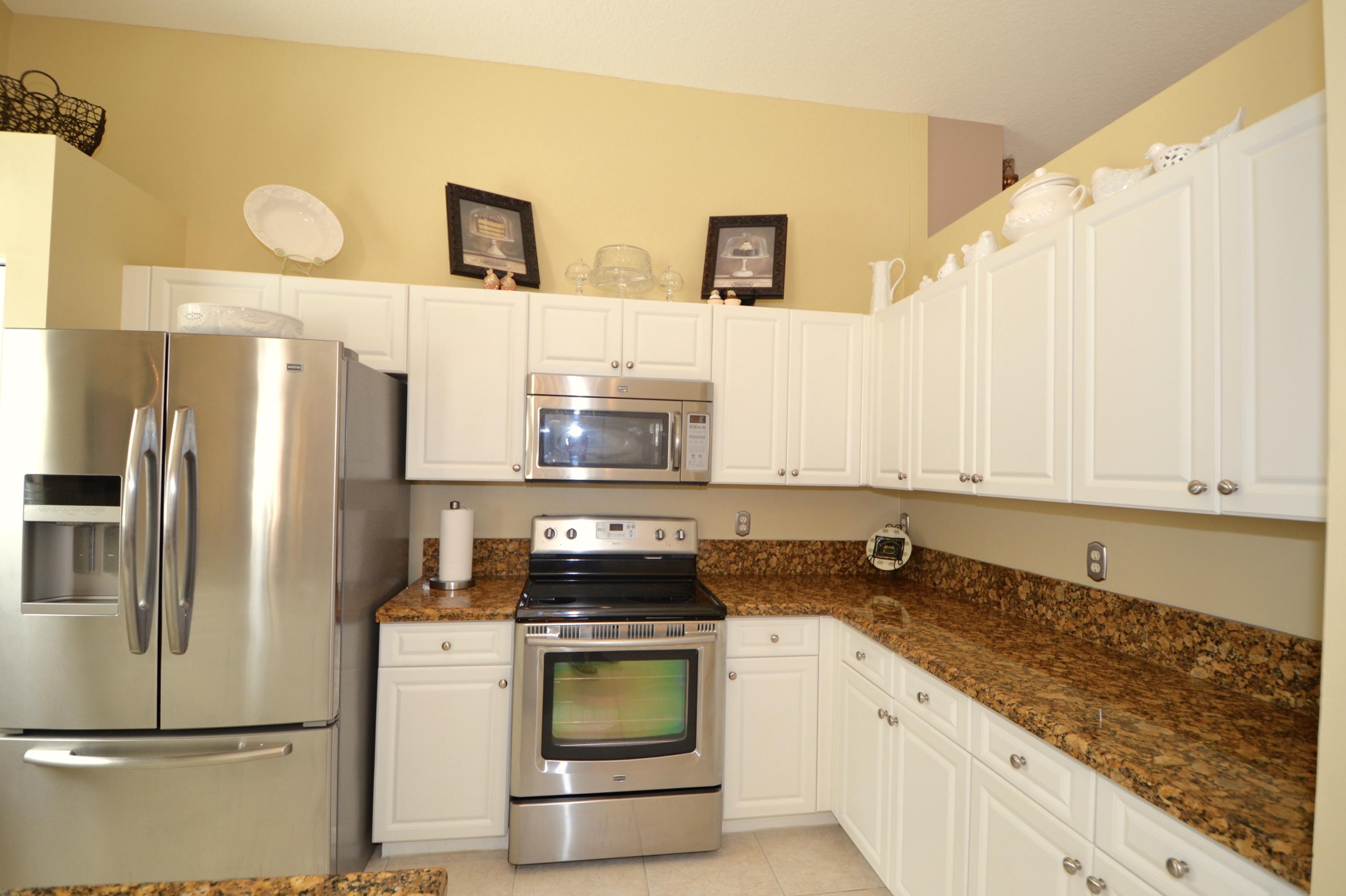 9021 Southwest Chevy Circle Stuart, FL 34997 - Photo 16 of 79 KITCHEN