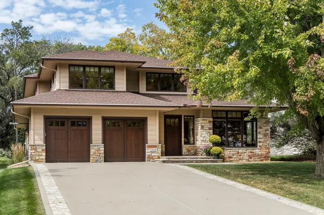 $1,710,000 | 5636 Chowen Avenue South, Edina, MN 55410