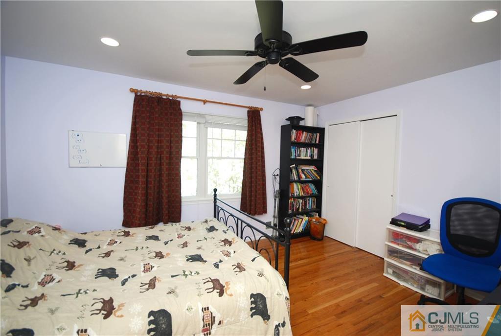 27 Kings Road East Brunswick, NJ 08816 - Photo 13 of 20 Gallery Image 13