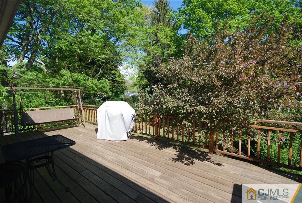 27 Kings Road East Brunswick, NJ 08816 - Photo 19 of 20 Gallery Image 19