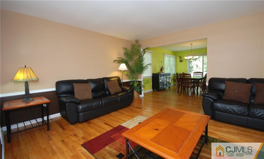 27 Kings Road East Brunswick, NJ 08816 - Photo 5 of 20 Gallery Image 5