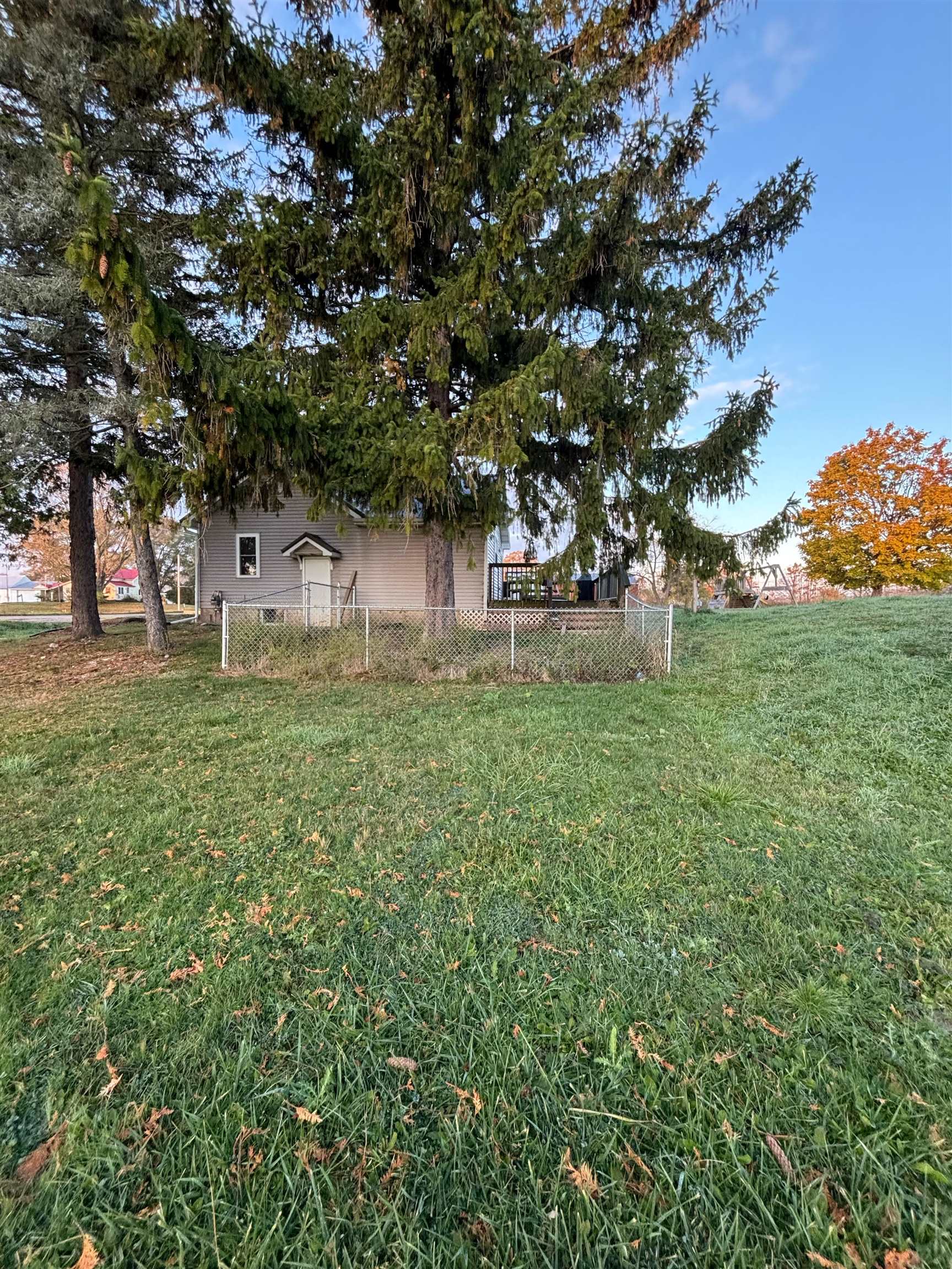917 East River Road Mount Pleasant, MI 48858 - Photo 8 of 26 Gallery Image 8