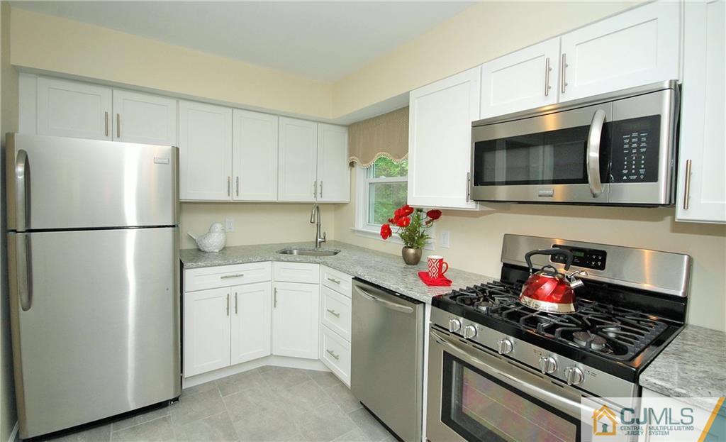 130 Overbrook Road Piscataway, NJ 08854 - Photo 9 of 25 Gallery Image 9