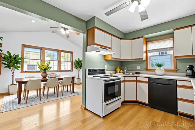 $224,000 | 9544 West Metcalf Place, Milwaukee, WI 53222