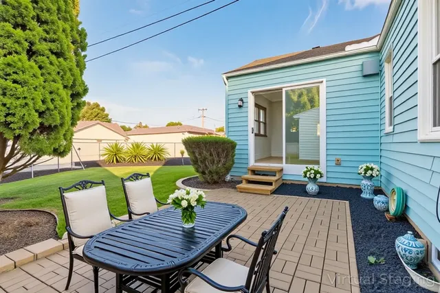 $224,000 | 9544 West Metcalf Place, Milwaukee, WI 53222