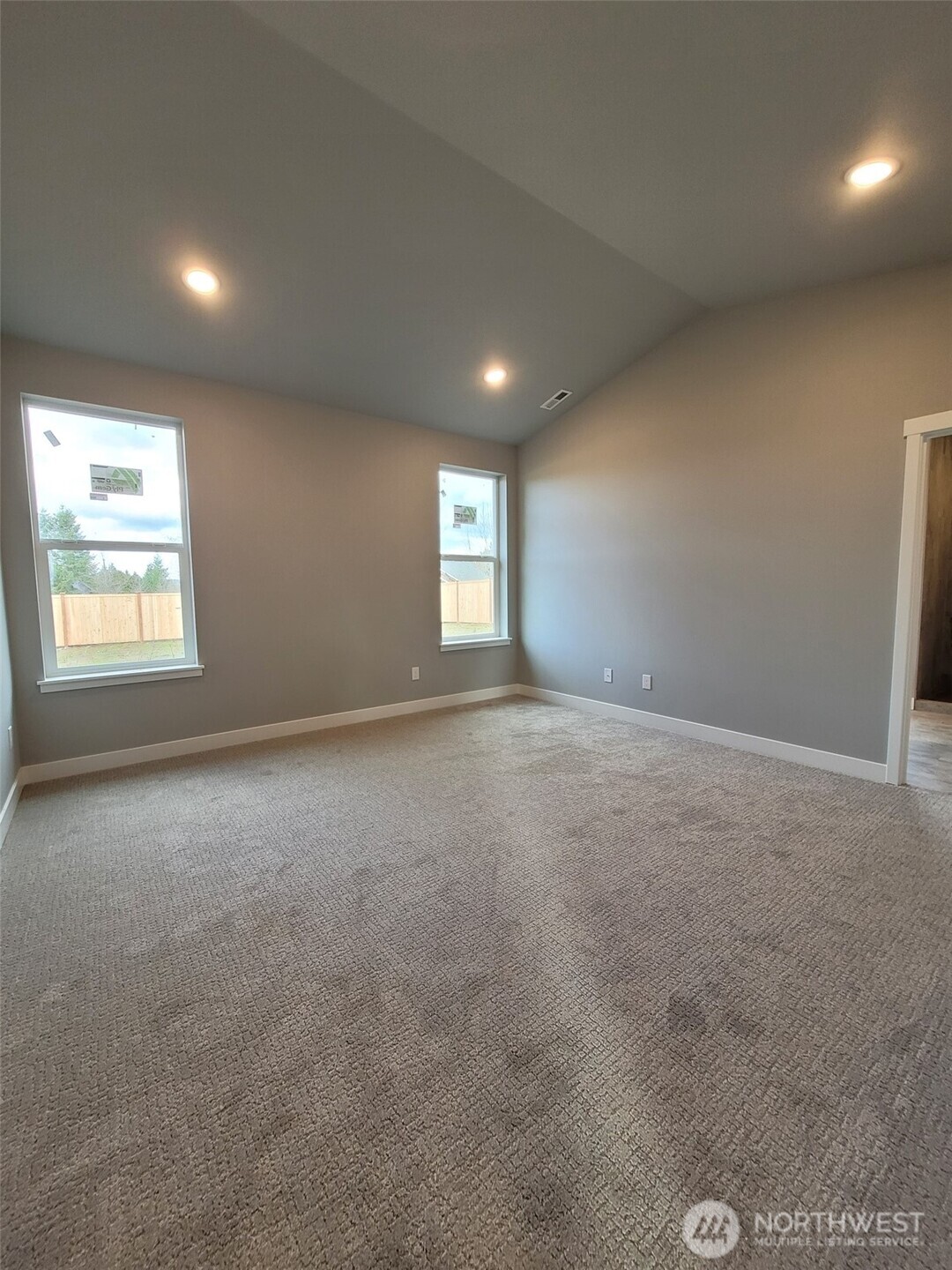 22 Raven Lane Elma, WA 98541 - Photo 17 of 21 an empty room with windows