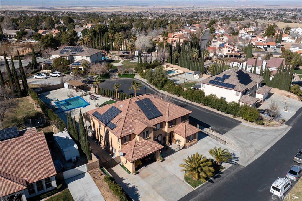 40947 Ridgegate Lane Palmdale, CA 93551 - Photo 5 of 57