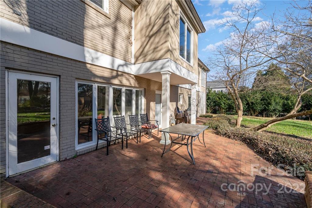 660 6th Street Northwest Hickory, NC 28601 - Photo 35 of 39 a view of a building with sitting area and garden