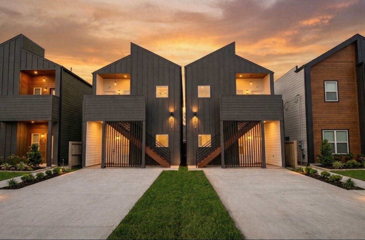 9723 Kerr A-b Street Houston, TX 77029 - Photo 1 of 17